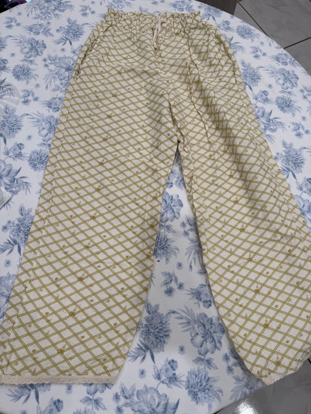 Lilu Cream and Gold Lattice Kids Casual Pants